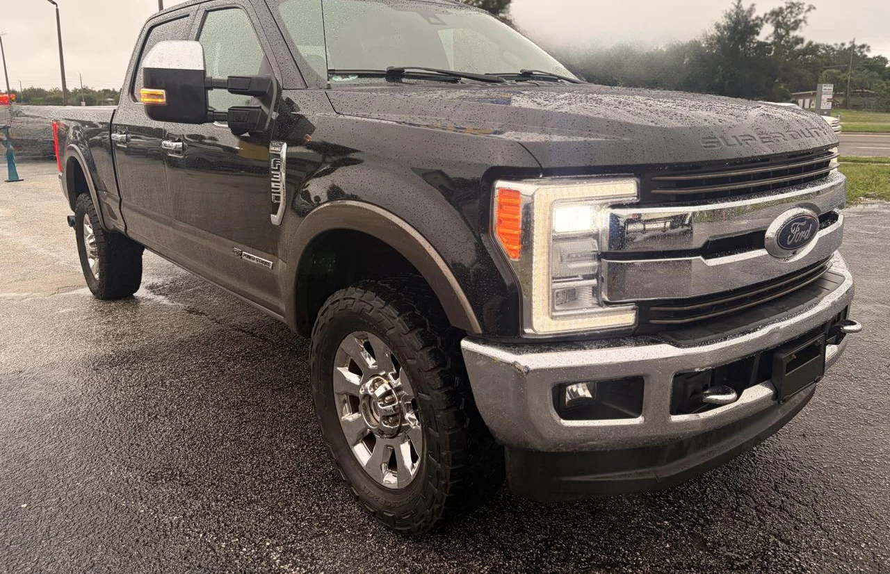2017 Ford F-350 SD King Ranch Crew Cab 4WD