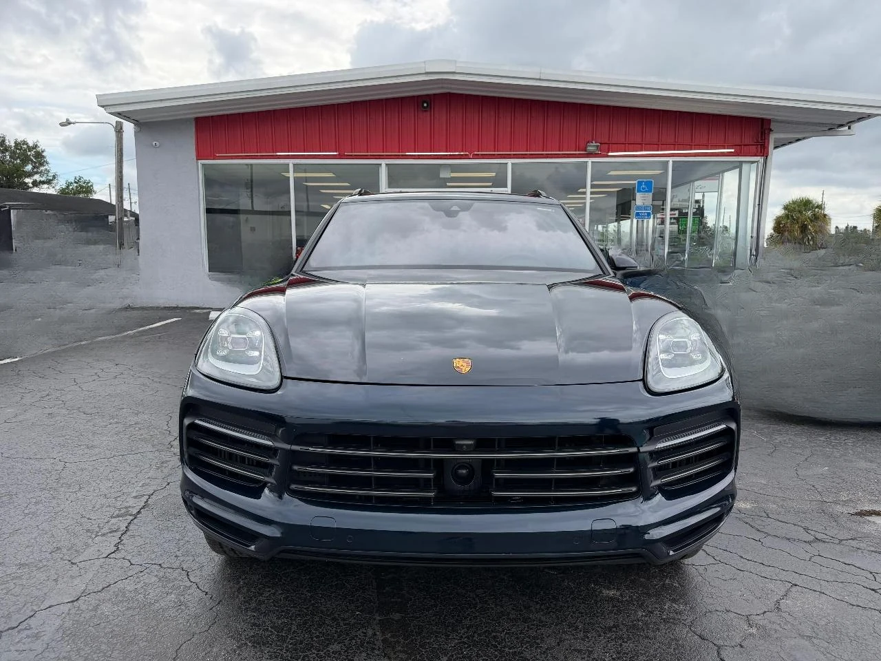 2023 Porsche Cayenne S Platinum Edition AWD